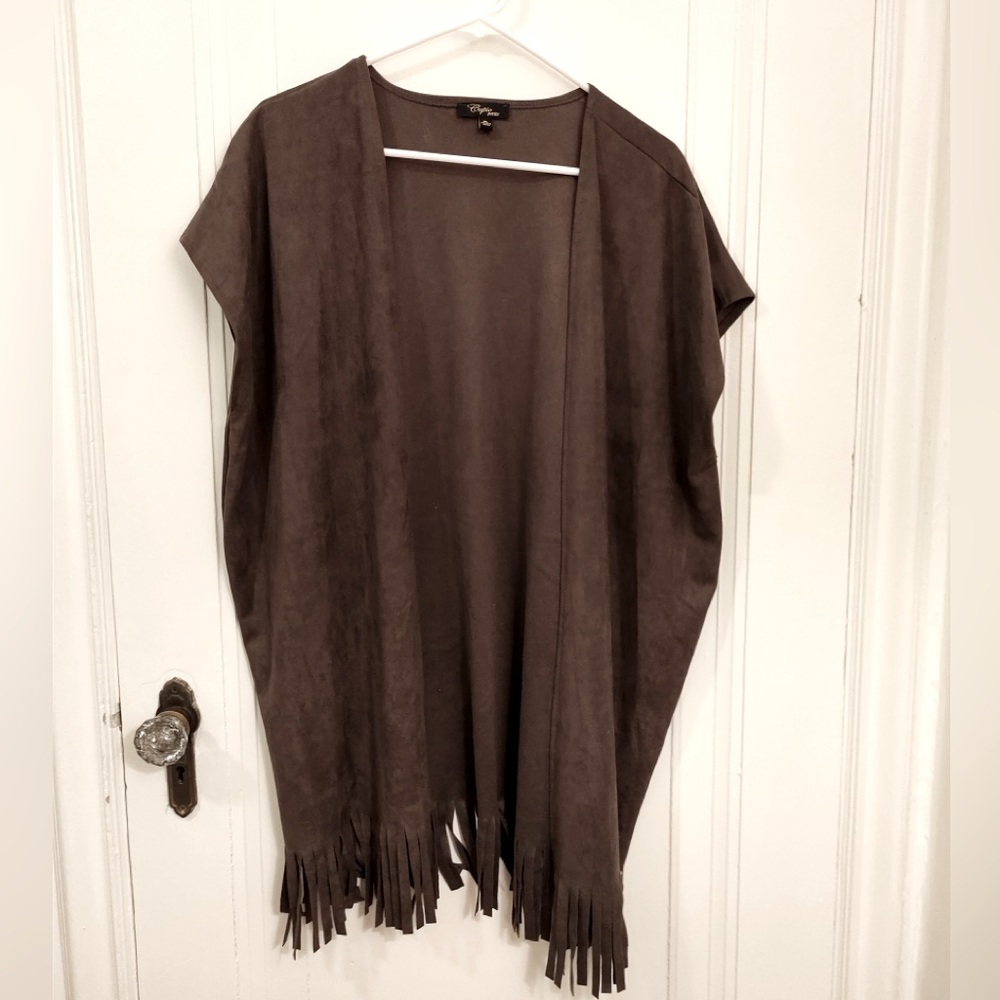 Suede Chocolate Brown Poncho with Fringe, Women’s Size M, runs large